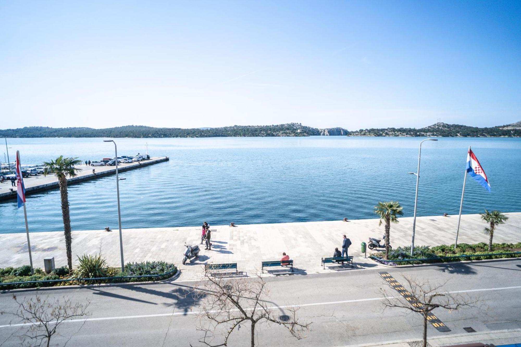 Pension More Sibenik Exterior photo